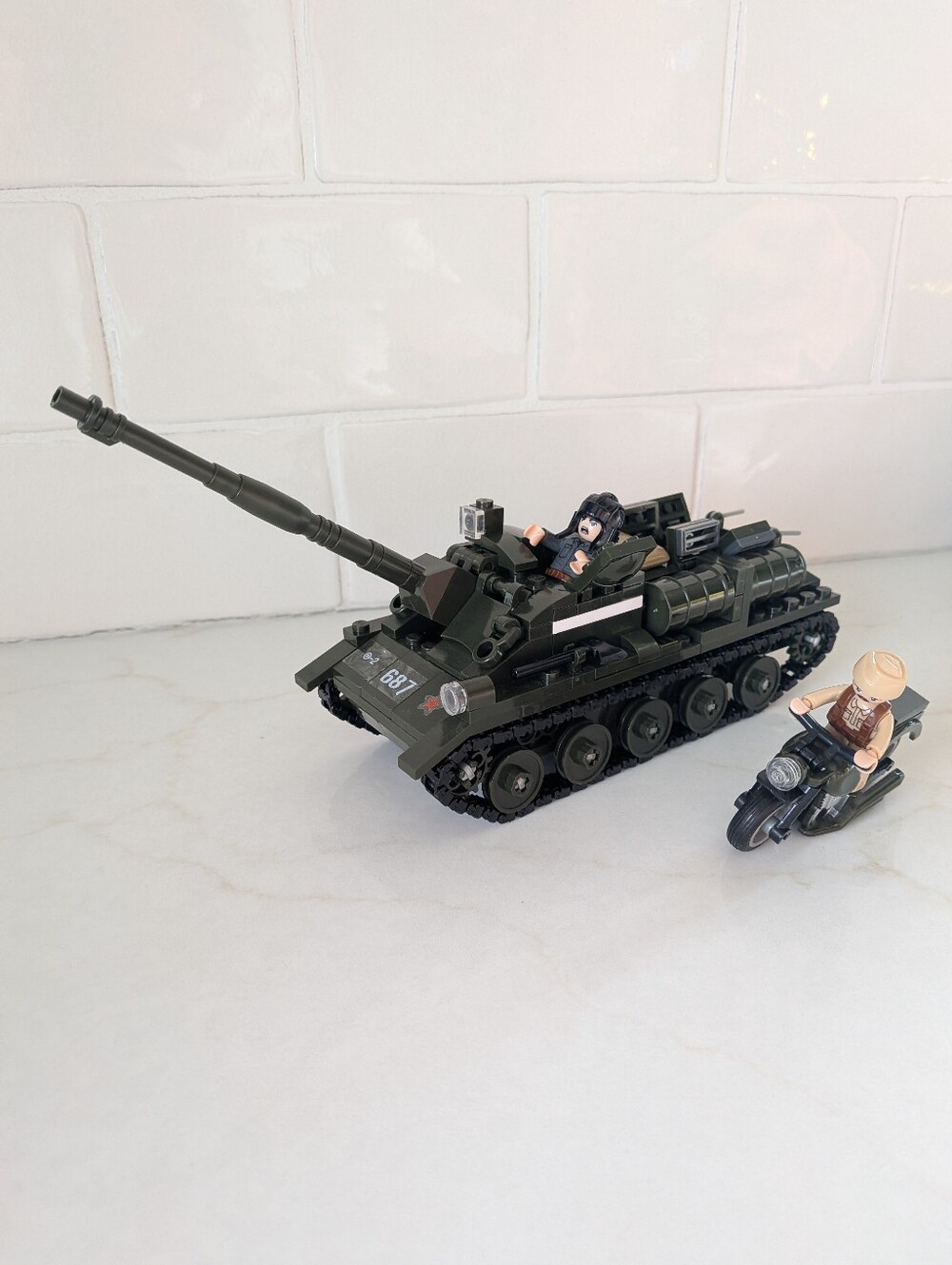 Sluban Military Tank WW2